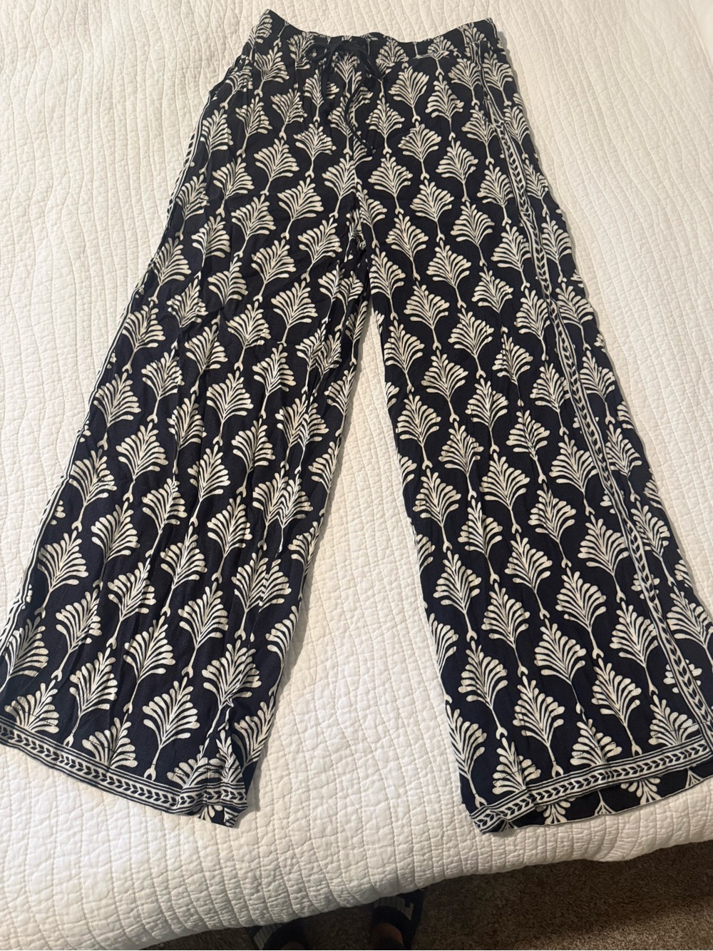 Max Studio Black and Cream Printed Wide-Leg Kids Pants